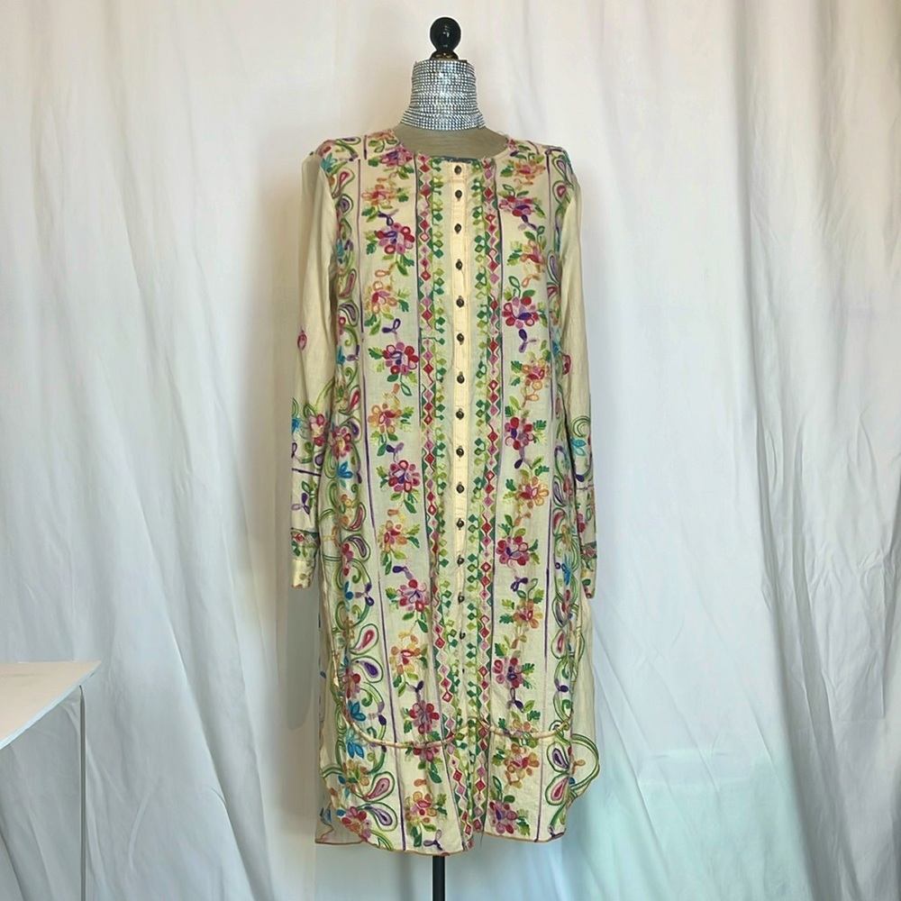 Aratta Silent Gourney Shirt dress embroidered button down L long sleeve coverup